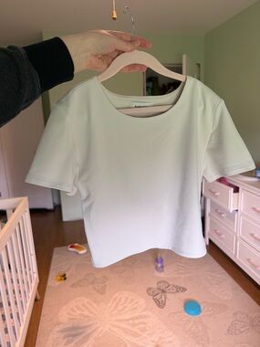 Babaton Crop Contour Beige Top